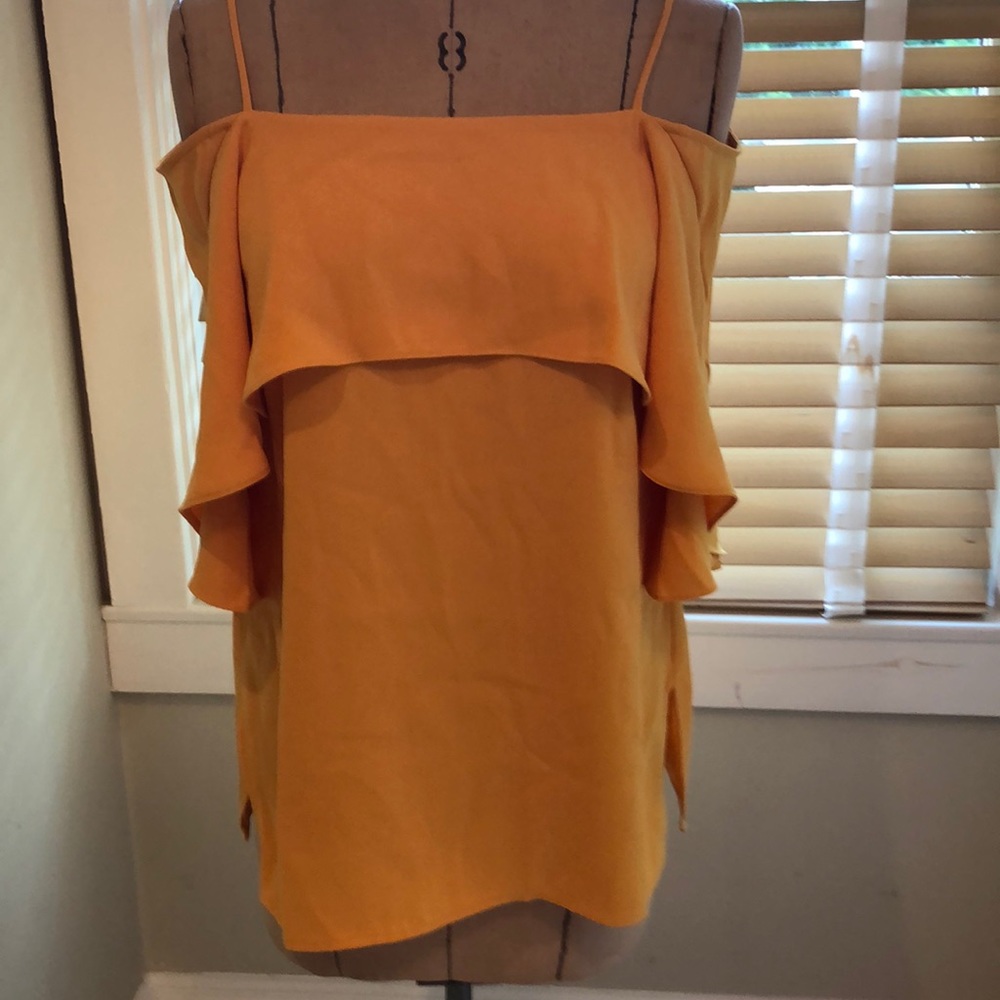 HALSTON HERITAGE BRIGHT YELLOW COLD SHOULDER TOP